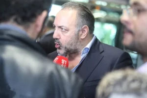 جوناثان هاروش ويكيبيديا